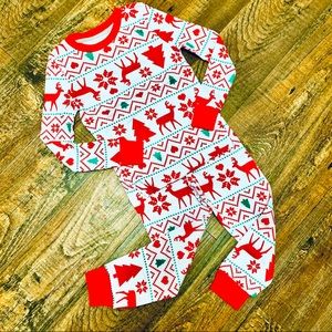 SECRET SANTA: Reindeer Patterned Christmas Pajamas